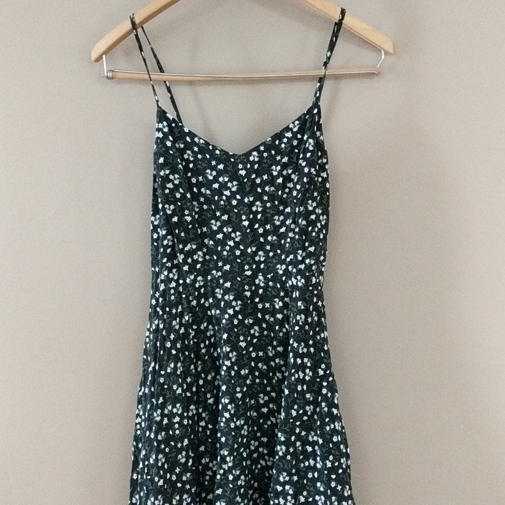 Old Navy Spaghetti Strap Women's Floral Mini Dress - Picture 2 of 12